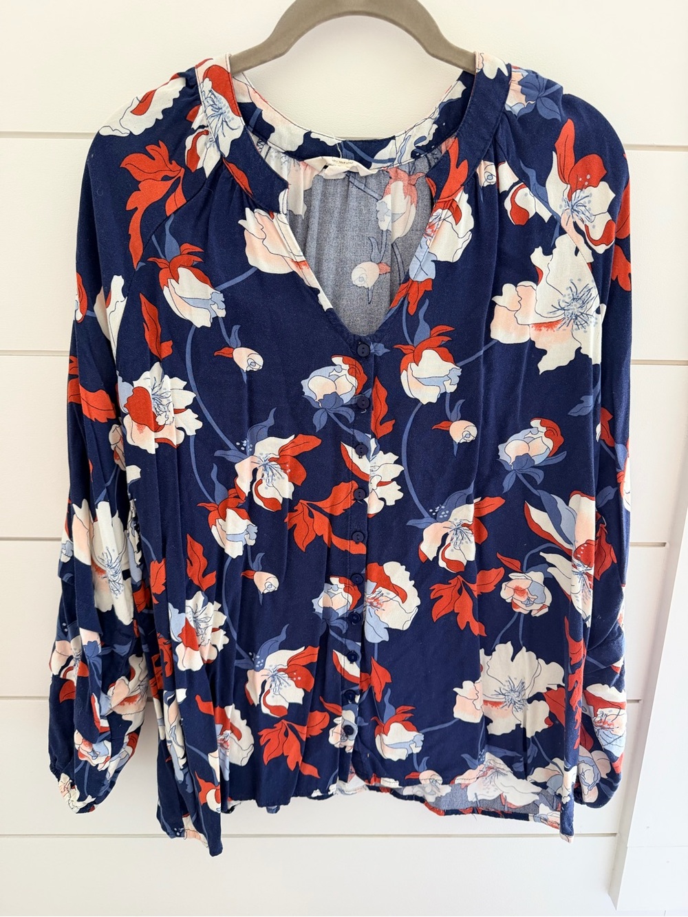 Boutique Women's Navy Floral Button-Front Blouse
